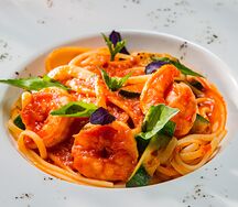 Лингвини с креветками и цукини