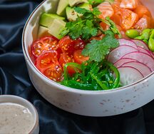 Поке с лососем