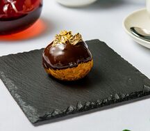 Профитроли с заварным кремом