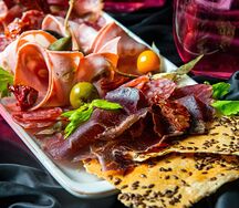 Мясная тарелка