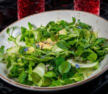 Зеленый салат