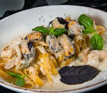 Домашняя паста с морепродуктами