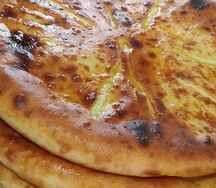 Пирог с телятиной, сыром и грибами большой