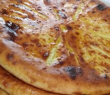 Пирог с картофелем, сыром и грибами