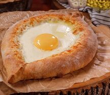 Хачапури по-аджарски 