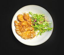 Куриные стрипсы с микс-салатом