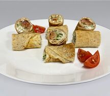 Блинчики с лососем и творожным сыром