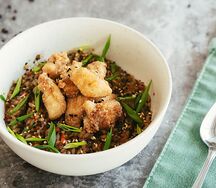 Тяхан с куриной грудкой и овощами