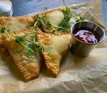 Мини чебуреки с сыром и зеленью