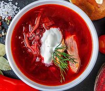 Борщ с чесночными гренками