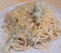 Сливочная паста с цукини и сыром