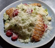 Цезарь с курицей