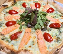 С семгой (Salmone)