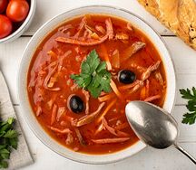 Солянка сборная мясная