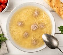 Суп лапша с фрикадельками