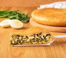 Пирог с зеленым луком и яйцом