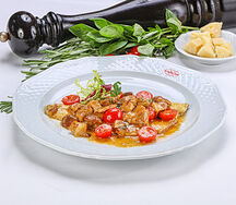 Филе сибаса с белыми грибами