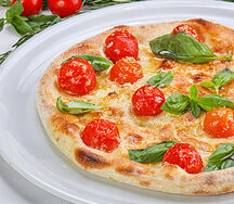 Фокачча с помидорами черри