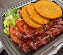  Ланч-бокс Колбаски на гриле с драниками