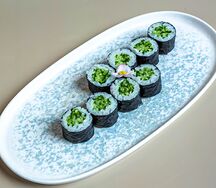 Мини-ролл с огурцом