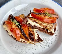 Рижские бутерброды со шпротами