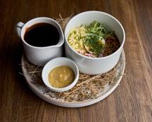 Окрошка с телячьими язычками на квасе