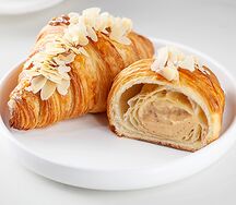 Круассан миндальный