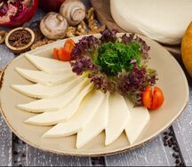 Сыр Сулугуни