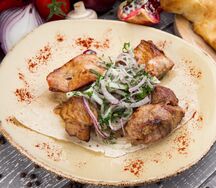 Шашлык из cвинoй шейки