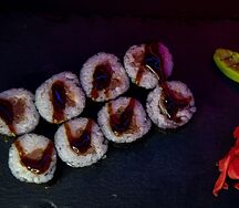 Ролл Магуро маки