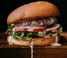 Бургер Вагю с соусом Ореховый