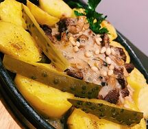 Бефстроганов по-лесничьи на сковороде