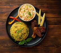 Жареный рис с курицей