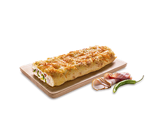 Хлебец с беконом и халапеньо