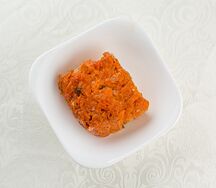 Рыба под овощами