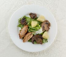 Салат Курица с ананасами