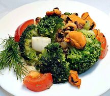 Брокколи с морепродуктами