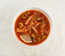 Солянка домашняя мясная сборная