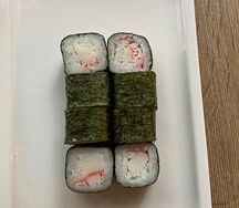 Маки с крабом