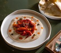 Пепе тоннато - печеные сладкие перцы со сливочным соусом из тунца