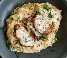 Свинина с картофельным пюре