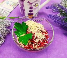 Салат из свеклы с сыром