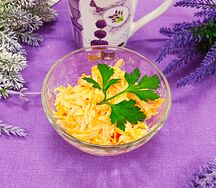 Салат с морковью и сыром
