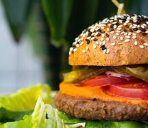 Бургер с растительным мясом