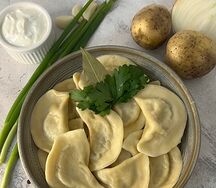 Домашние вареники с картошкой