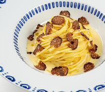 Спагетти Альфредо с черным трюфелем