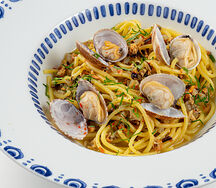 Спагетти с вонголе и мидиями