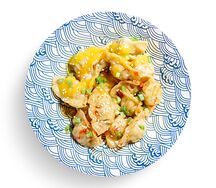 Вонтоны с соусом манго и чили