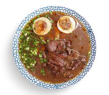 Лапша удон с мраморной говядиной и говяжьим бульоном