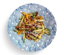 Салат с угрём